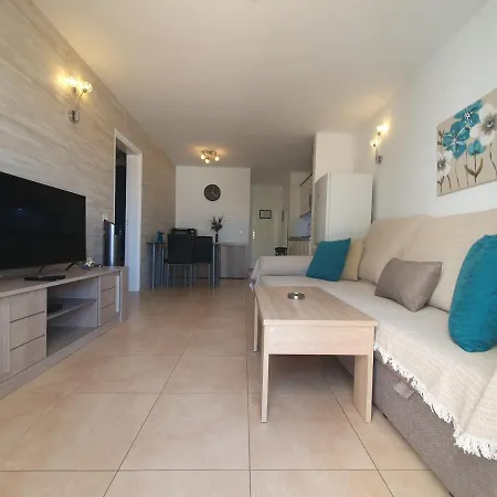 Atalaya Ground Floor Poolside Apartment *